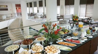 بوربن جوینویل بوسینز