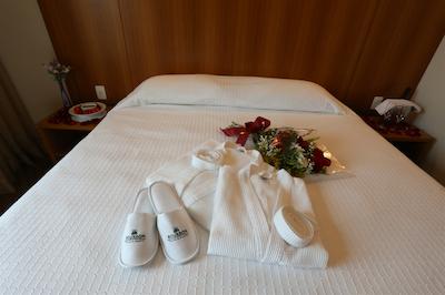 بوربن جوینویل بوسینز