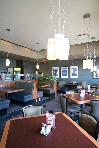 ساندمان هتل اند سویتز کالگاری وست