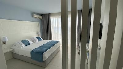 لیلی ان بیچ