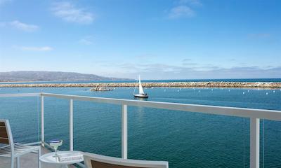 د پرتفینو هتل اند مارینا