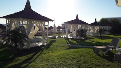 ویاج بلک گلف اند اسپا