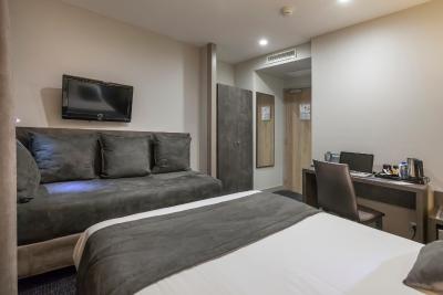 بست وسترن پاریز ایتالی