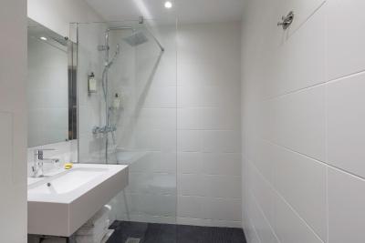 بست وسترن پاریز ایتالی