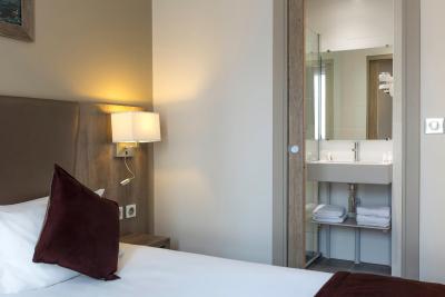 بست وسترن پاریز ایتالی