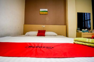 پوری ماز هتل