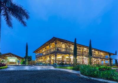 کاسا سان کارلز لج