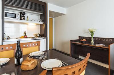 اپاردتل اداجیو اکسز تولوس جلیمنت