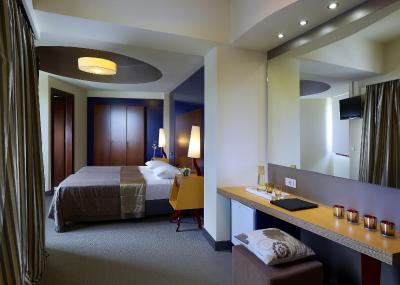 لاتو بوتیک هتل