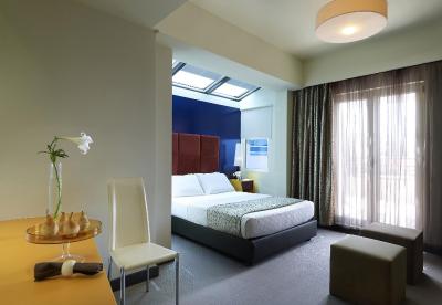 لاتو بوتیک هتل