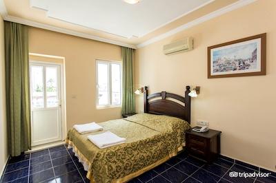 هتل باجولری