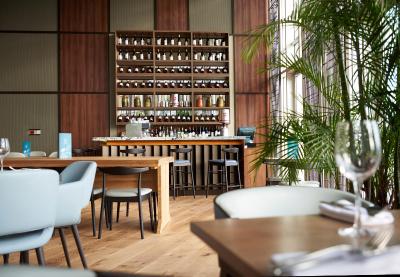 دوبلتری بای هیلتون هتل لندن اکسسل