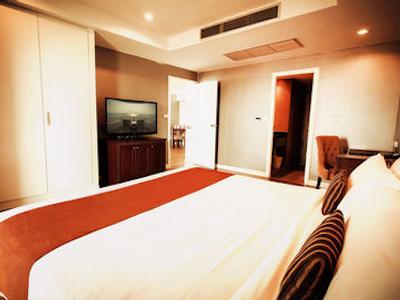 د واری جومتین بیچ