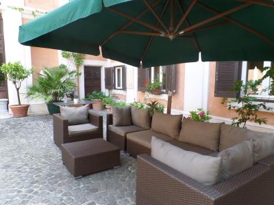 انتیکو پالازو رسپیگلیسی