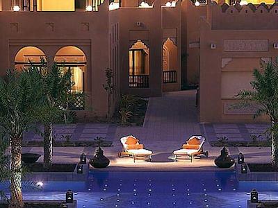 شارق ویلیج اند اسپا