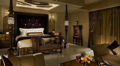 شارق ویلیج اند اسپا