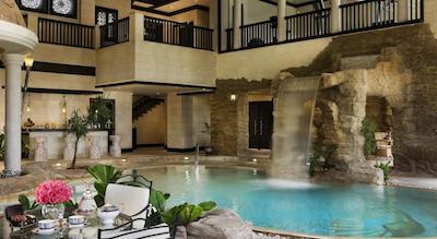 شارق ویلیج اند اسپا