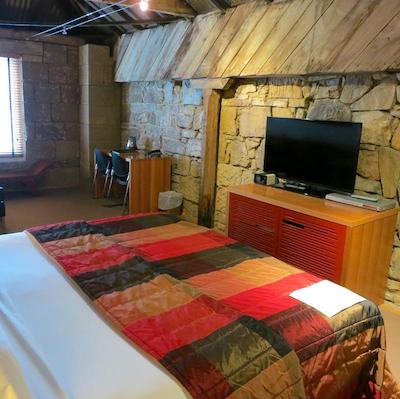 د هنری جنز ارت