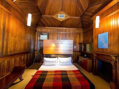 د هنری جنز ارت