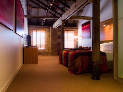 د هنری جنز ارت