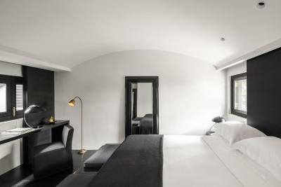 سیکس سنسز داکستون