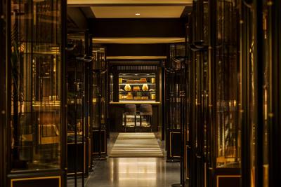 سیکس سنسز داکستون