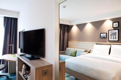 هامپتون بای هیلتون برلین سیتی ایست سید گالری