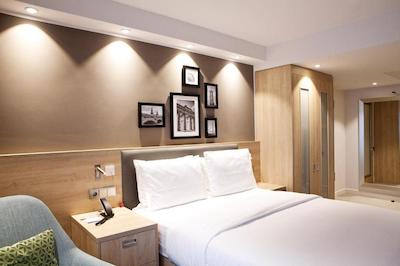 هامپتون بای هیلتون برلین سیتی ایست سید گالری