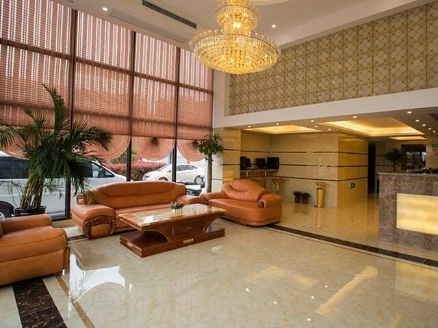 گرینتری این نانتونگ هویدا اسکوار یوجیانگ راد اکسپرز هتل