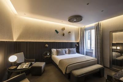 د پاندئون ایکنیک رم هتل اوتگراف کالکشن