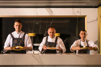 د پاندئون ایکنیک رم هتل اوتگراف کالکشن