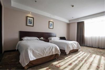 وینا 3 بست هتل شانگهای اکسپو سانلین