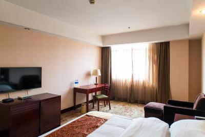 وینا 3 بست هتل شانگهای اکسپو سانلین