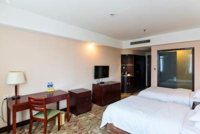 وینا 3 بست هتل شانگهای اکسپو سانلین