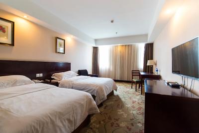 وینا 3 بست هتل شانگهای اکسپو سانلین