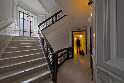 بست وسترن استرید