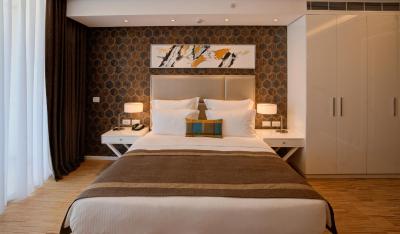 لانکاستر ادن ب