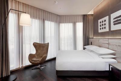 فور پوینتز بای شراتون اسئوول گاننام