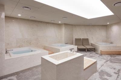 فور پوینتز بای شراتون اسئوول گاننام