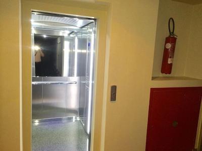 هتل باب مانسور