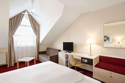 هتل نه ماگدبورگ