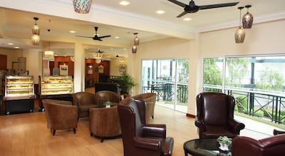 هریتاج هتل کامرن هایلاندز