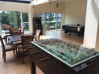 هریتاج هتل کامرن هایلاندز