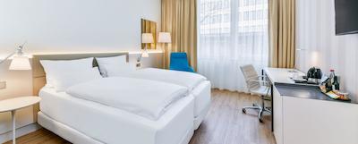 هتل نه وینهیم