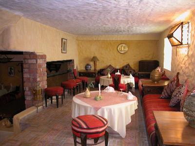 ریاد آل مادینا