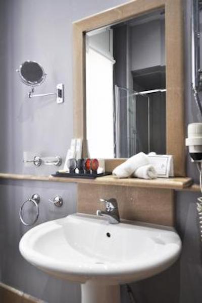 د بریستل هتل