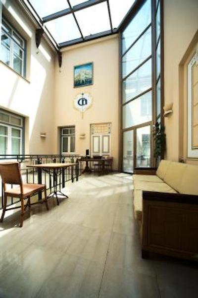 د بریستل هتل