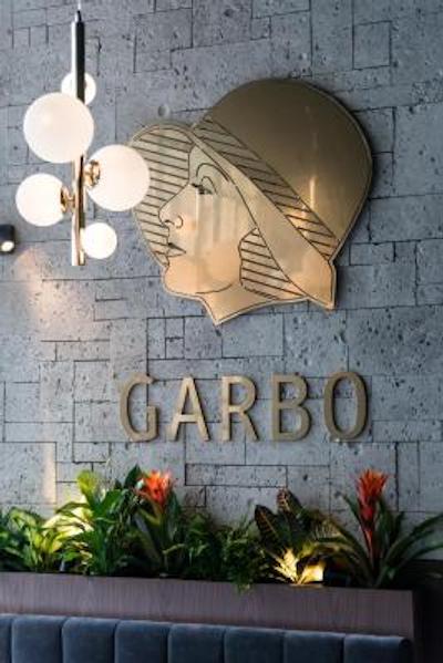 د بریستل هتل