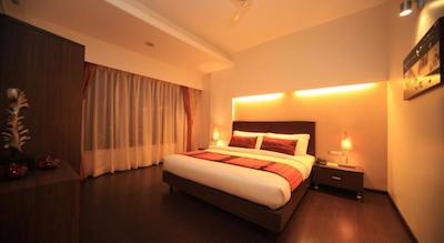 د سنتورین هتل