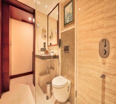 گلدن تولیپ اسنشیال جیپور